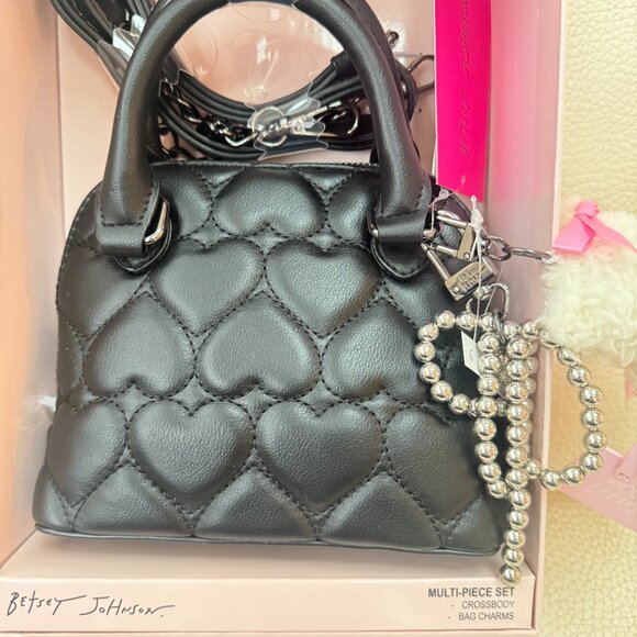 NWT & BOXED BETSEY JOHNSON XOJOYY CROSSBODY BAG BLACK W CHARMS - Picture 2 of 5